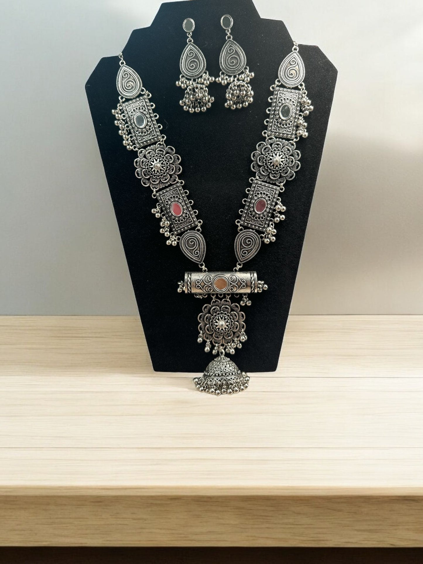 Ornate Elegance Tribal Necklace Set