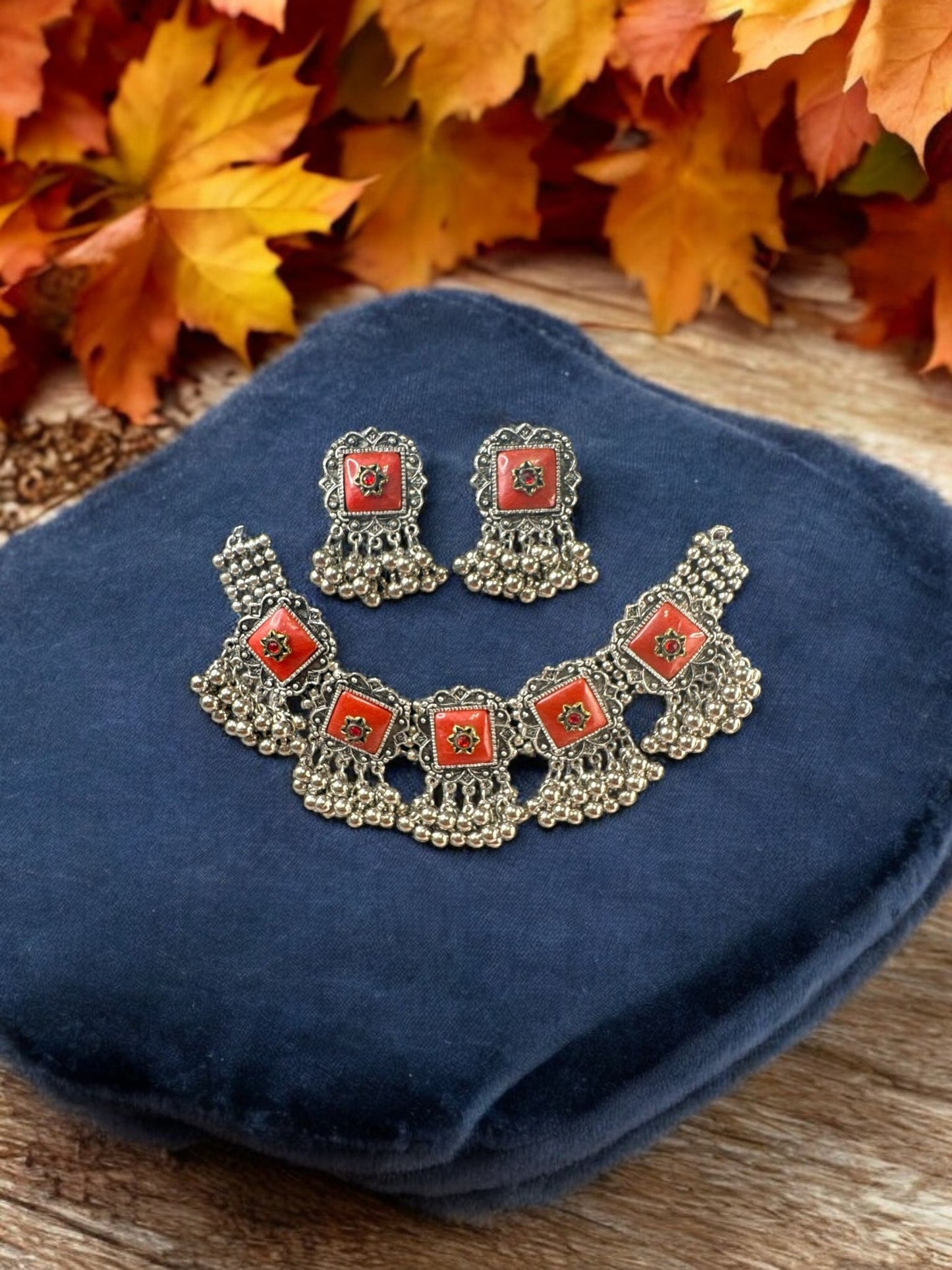 Vintage Square Enamel Choker Set