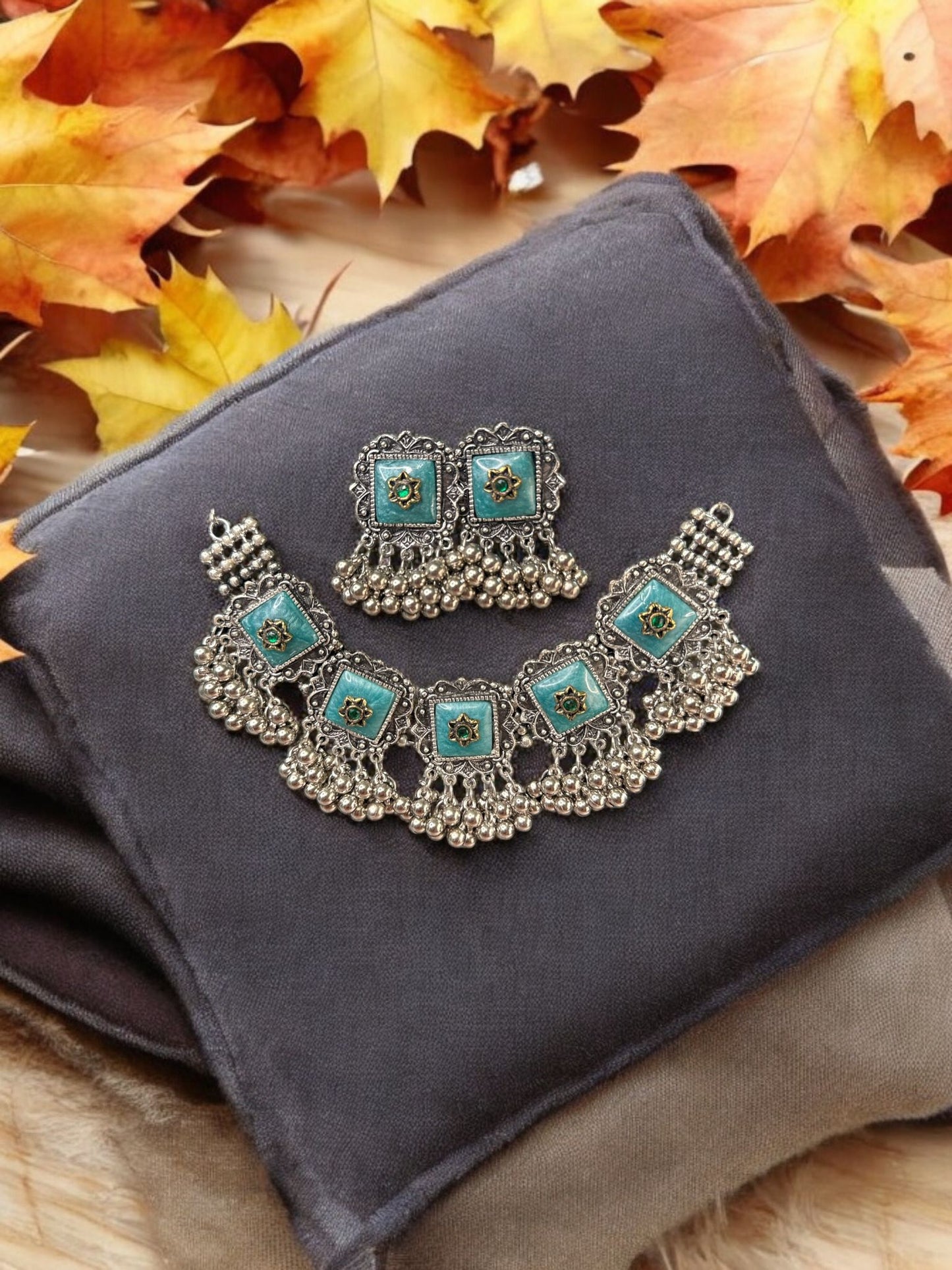 Vintage Square Enamel Choker Set